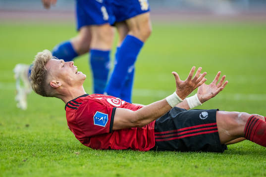 Viktor Fischer of FC Köpenhamn looks dejected