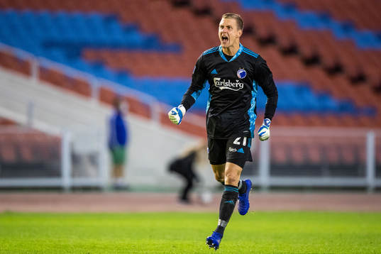 Karl-Johan Johnsson of FC Köpenhamn celebrates