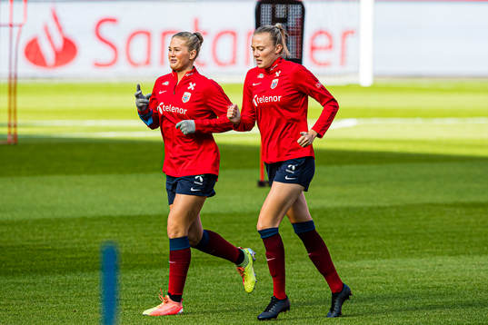 Lisa-Marie Karlseng Utland and Synne Sofie Kinden Jensen of