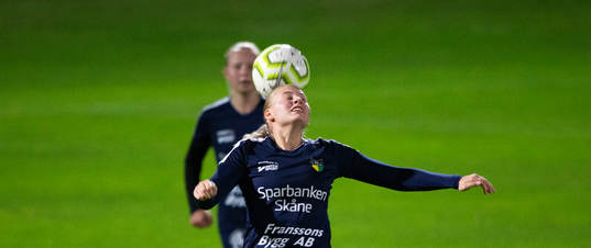 i dammatchen mellan FC Hessleholm och Näsum i Hässleholm