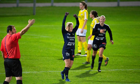 i dammatchen mellan FC Hessleholm och Näsum i Hässleholm