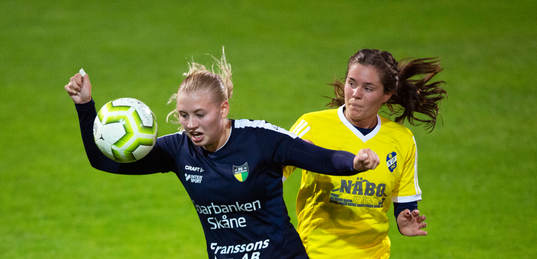 i dammatchen mellan FC Hessleholm och Näsum i Hässleholm