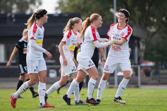 Borgebys Mathilda Sjöström och Louise Hayden