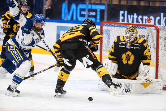 Leksands Mattias Ritola och Skellefteås Jonathan Johnson