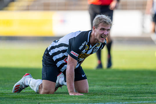 Landskronas Linus Olsson har ont