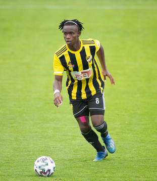 IFK Hässleholms Carl Mujaguzi i matchen mellan IFK