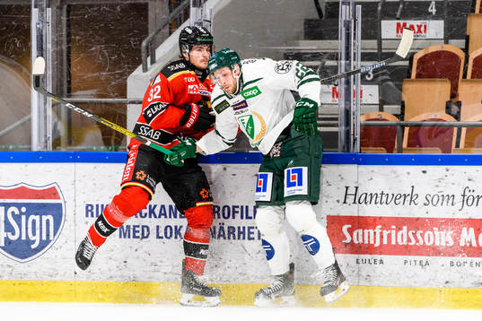 Luleås Oscar Engsund och Färjestads Per Åslund