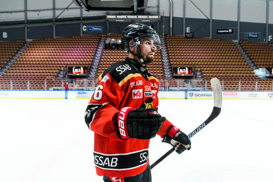 Luleås Niklas Olausson jublar