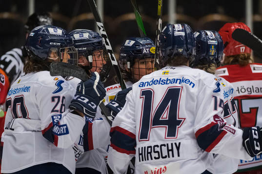 Linköpings Matilda Af Bjur gjorde 2-0 målet