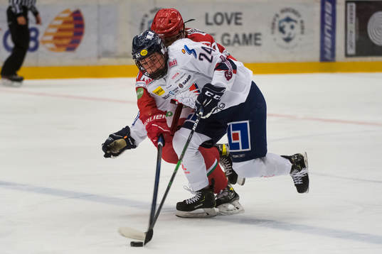 Modos Erica Rieder jagar Linköpings Carly Bullock