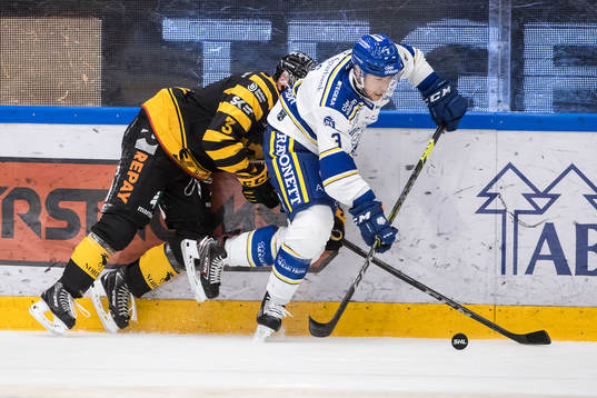 Skellefteås Niclas Burström och Leksands August Berg