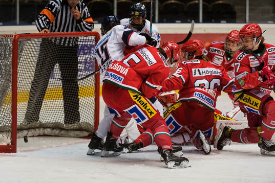 Linköpings Matilda Af Bjur gjorde 2-0 målet