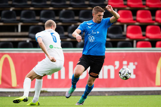Akropolis Oscar Pehrsson och Halmstads Mikael Boman