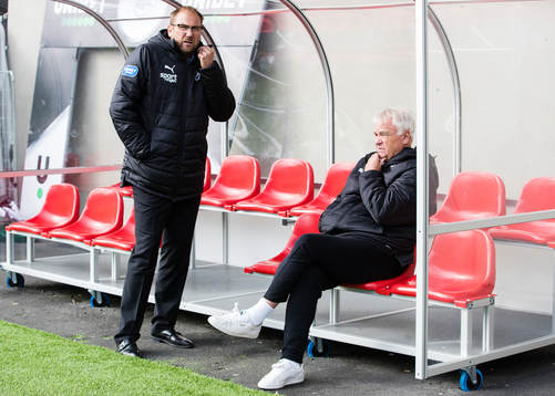 Halmstads tränare Magnus Haglund och analytiker Reine