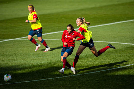 Guro Reiten and Synne Sofie Kinden Jensen of the Norwegian