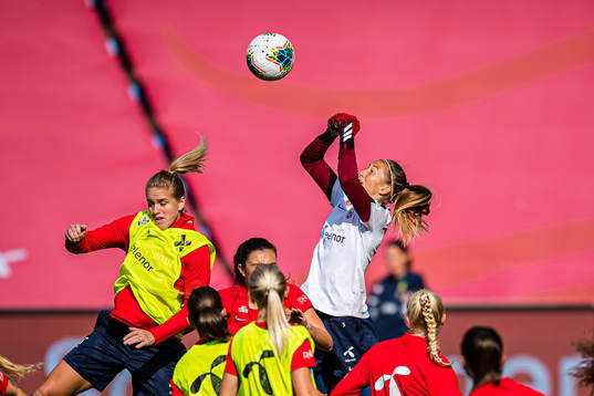Elise Hove Thorsnes and Cecilie Hauståker Fiskerstrand of