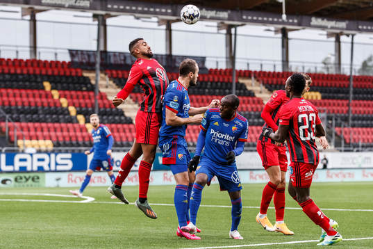 Östersunds Noah Sonko Sundberg Djurgårdens Emir Kujovic