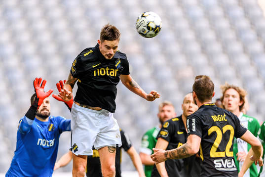 s Mikael Lustig