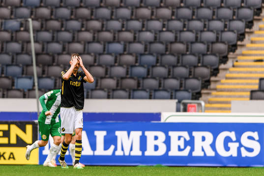 s Mikael Lustig deppar