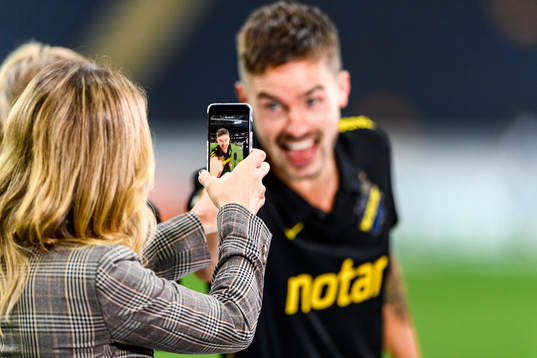 s Mikael Lustig i Dplays studio