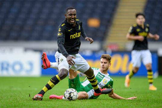 s Henok Goitom och Hammarbys Alexander Kacaniklic