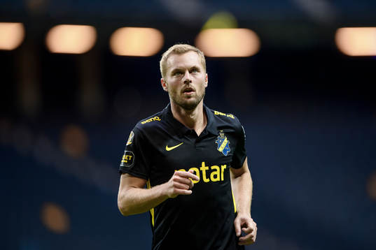 s Sebastian Larsson