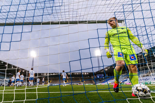 IFK Norrköpings målvakt Isak Pettersson deppar