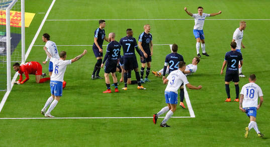 Malmö FFs spelare deppar och IFK Norrköpings jublar