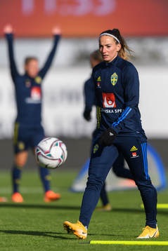 Kosovare Asllani