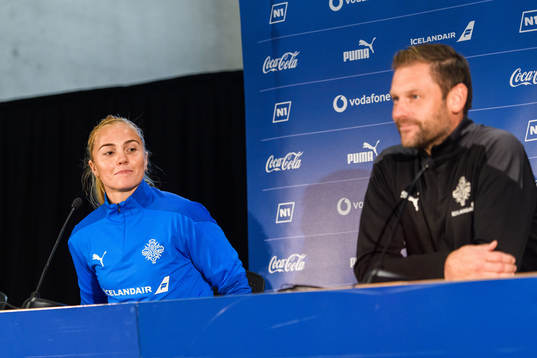 Glodis Perla Viggosdottir and Jon Thor Hauksson, head coach
