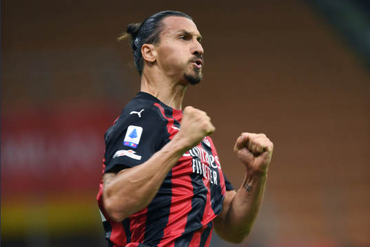 Zlatan Ibrahimovic of AC Milan celebrates