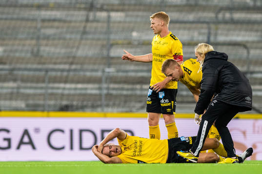 Elfsborgs Gustav Henriksson får läkarvård