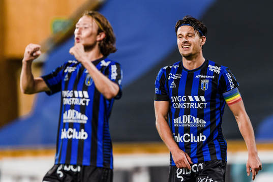 Sirius Axel Björnström och Stefano Vecchia jublar