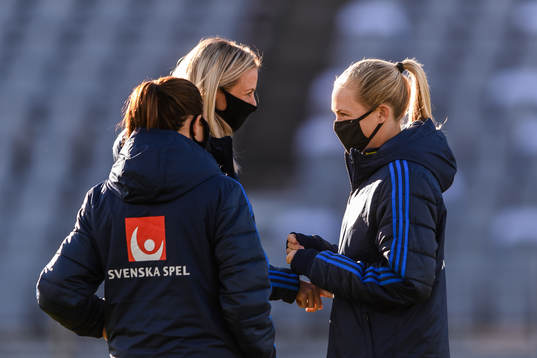 Amanda Ilestedt and Magdalena Eriksson of Sweden