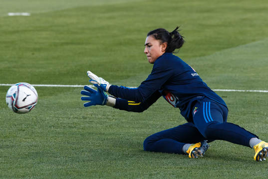 Goalkeeper Zecira Musovic of Sweden
