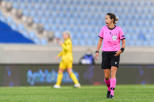 Referee Ivana Martincic