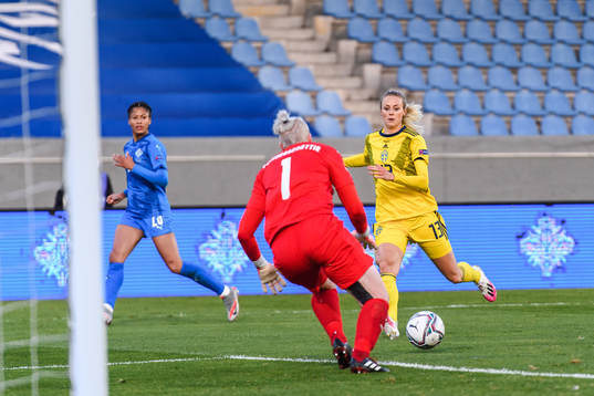 Amanda Ilestedt of Sweden and goalkeeper Sandra