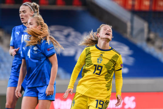 Anna Anvegård of Sweden looks dejected