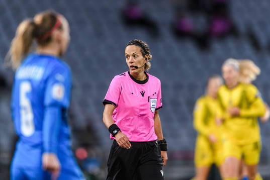 Referee Ivana Martincic
