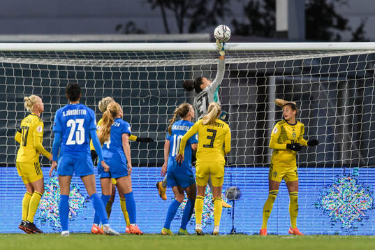 Goalkeeper Zecira Musovic of Sweden
