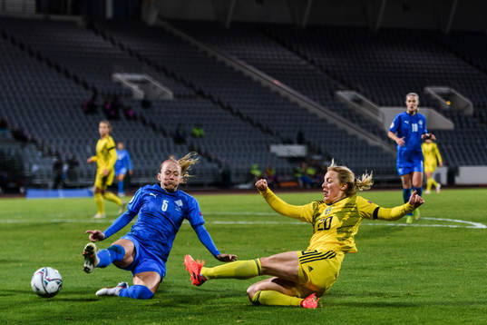Gunnhildur Yrsa Jonsdottir of Iceland and Mimmi Larsson of