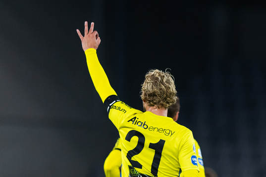 Sundsvalls Pontus Engblom jublar