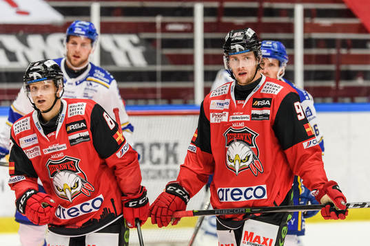 Malmö Redhawks Johan Olofsson och Carl Persson deppar