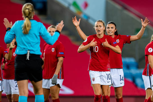 Caroline Graham Hansen of Norway reacts as referee Petra