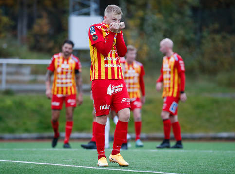 Örebro Syrianskas Linus Lamu deppar