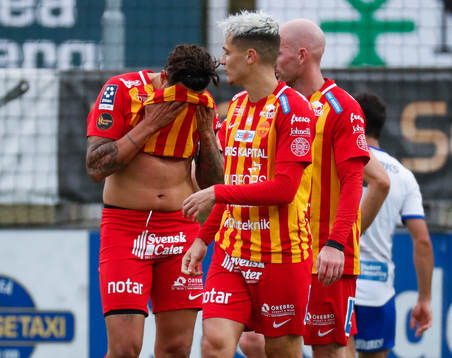 Spelarna i Örebro Syrianska deppar