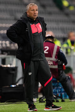 Dan Petrescu, head coach of CFR Cluj