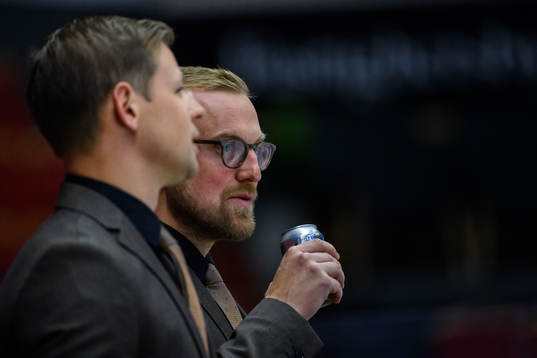 Oskarshamns tränare Martin Filander och assisternade