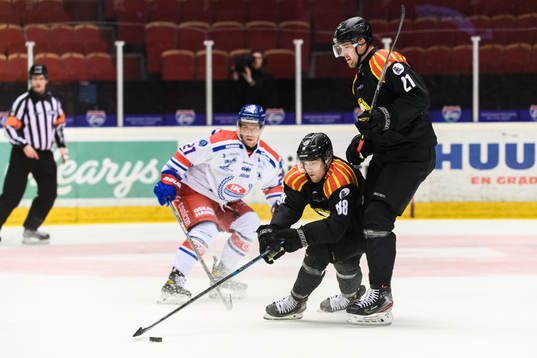 Brynäs Jaedon Descheneau och Patrik Berglund