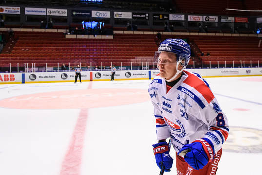 Oskarshamns Fredrik Olofsson jublar